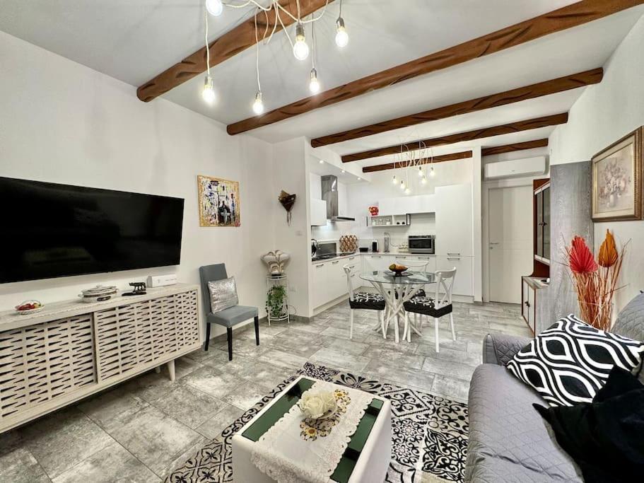 Luxury Centre, Cagliari, Sardegna By Home&experience Holiday home Cagliari